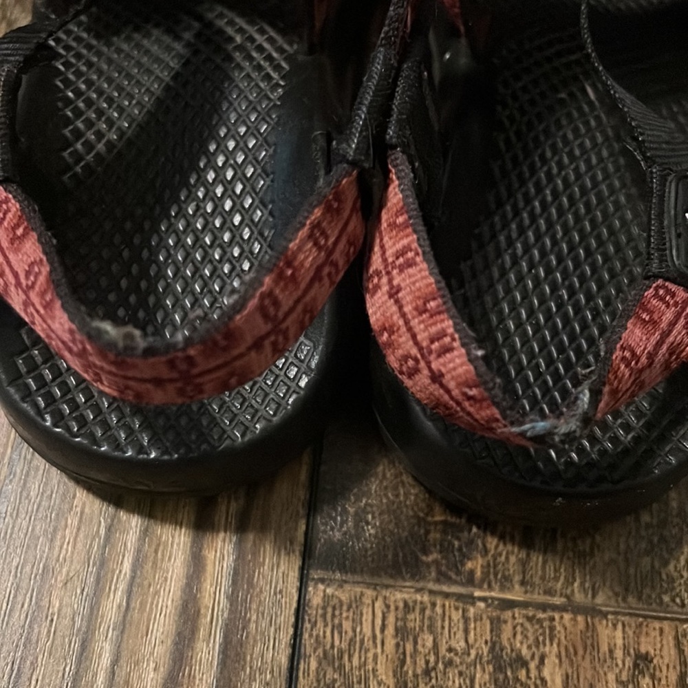 Chacos - Picture 4 of 8